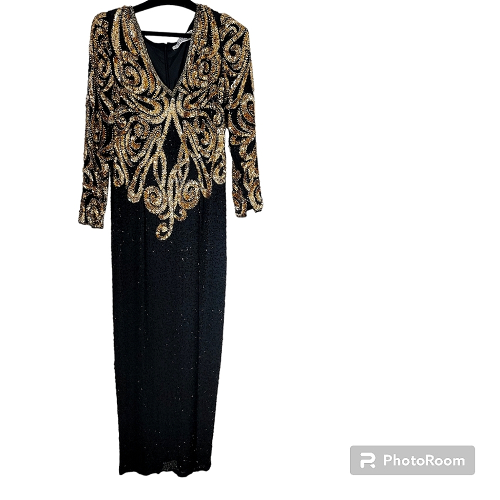 Niteline Della Roufogali Black & Gold Beaded & Sequined Evening Gown Size 14